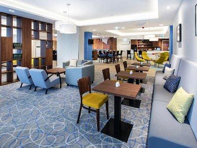 Hampton By Hilton Gdansk Oliwa Hotel Exterior photo
